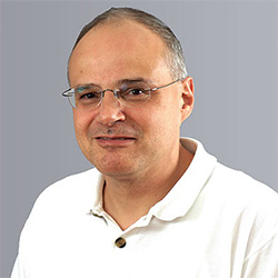 MVZ-Aerzte-Fotos-_0001_Dr.Adrion